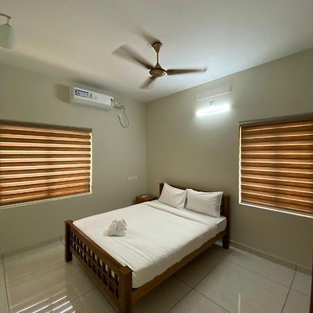 Nimet Residency Apartment Kochi Екстериор снимка